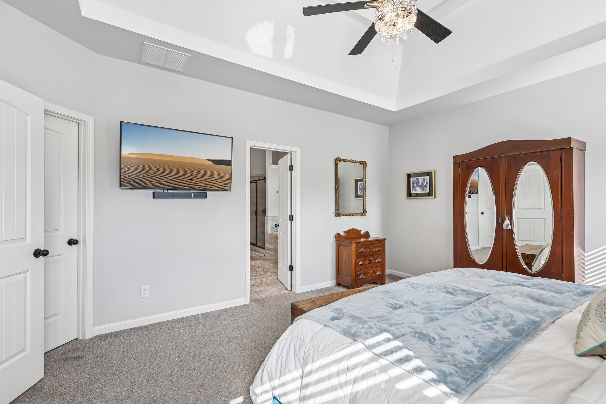 Chapman Farm Rd-S2304-030.jpg