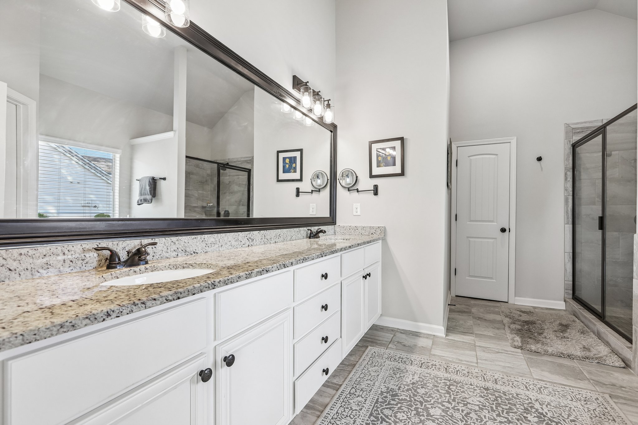 Chapman Farm Rd-S2304-033.jpg