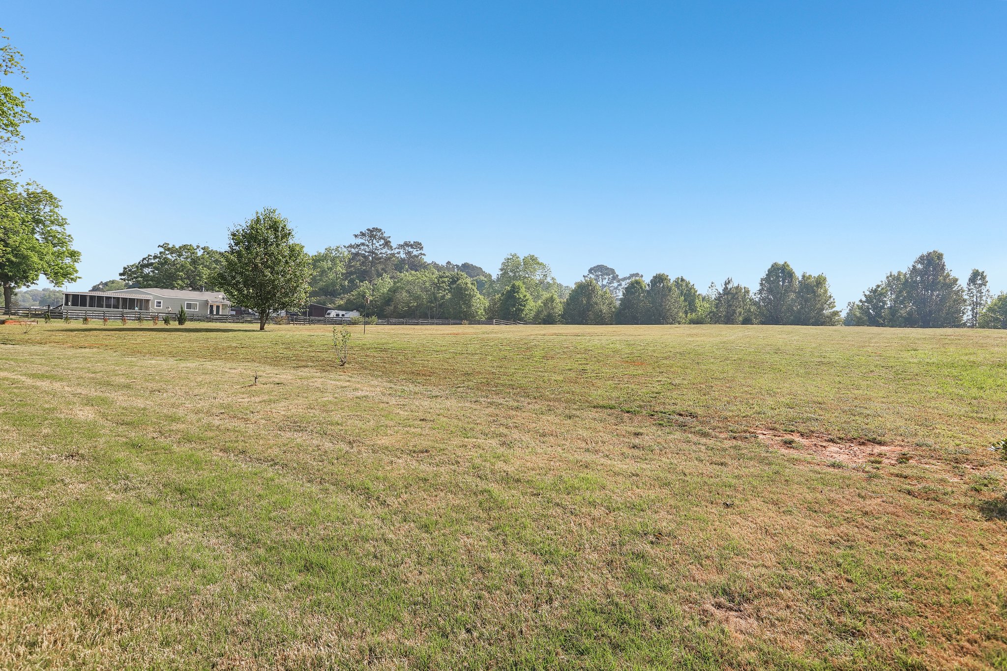 Chapman Farm Rd-S2304-045.jpg