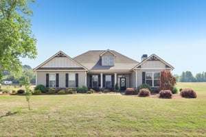 Chapman Farm Rd-S2304-001.jpg