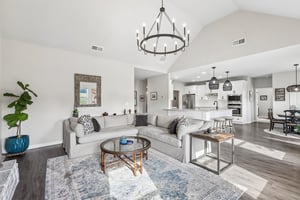 Chapman Farm Rd-S2304-006.jpg