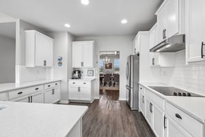 Chapman Farm Rd-S2304-015.jpg