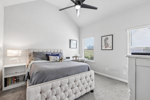 Chapman Farm Rd-S2304-021.jpg