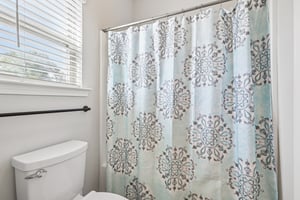 Chapman Farm Rd-S2304-025.jpg