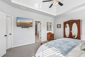 Chapman Farm Rd-S2304-030.jpg