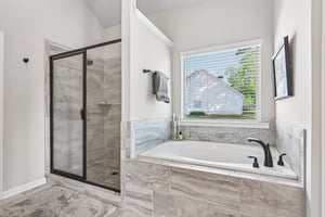 Chapman Farm Rd-S2304-034.jpg