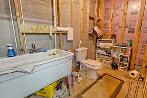  Photo 44