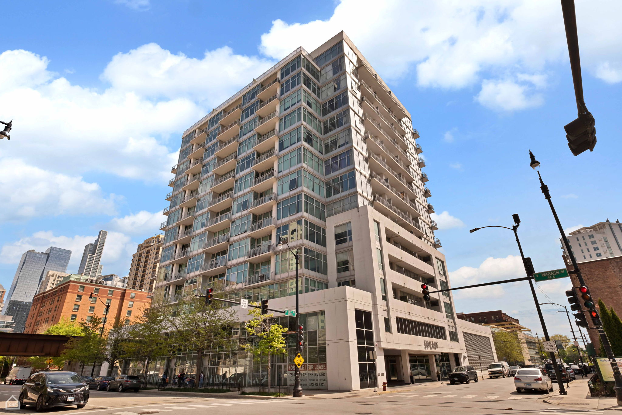 50 E 16th St_001