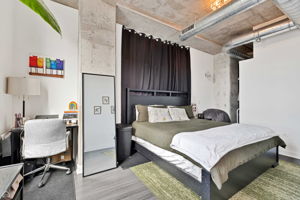 50 E 16th St_011