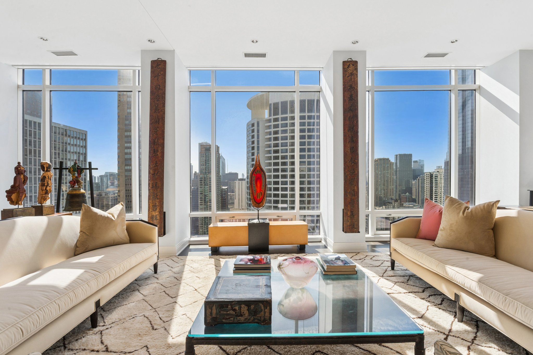 50 E Chestnut St_007.jpg