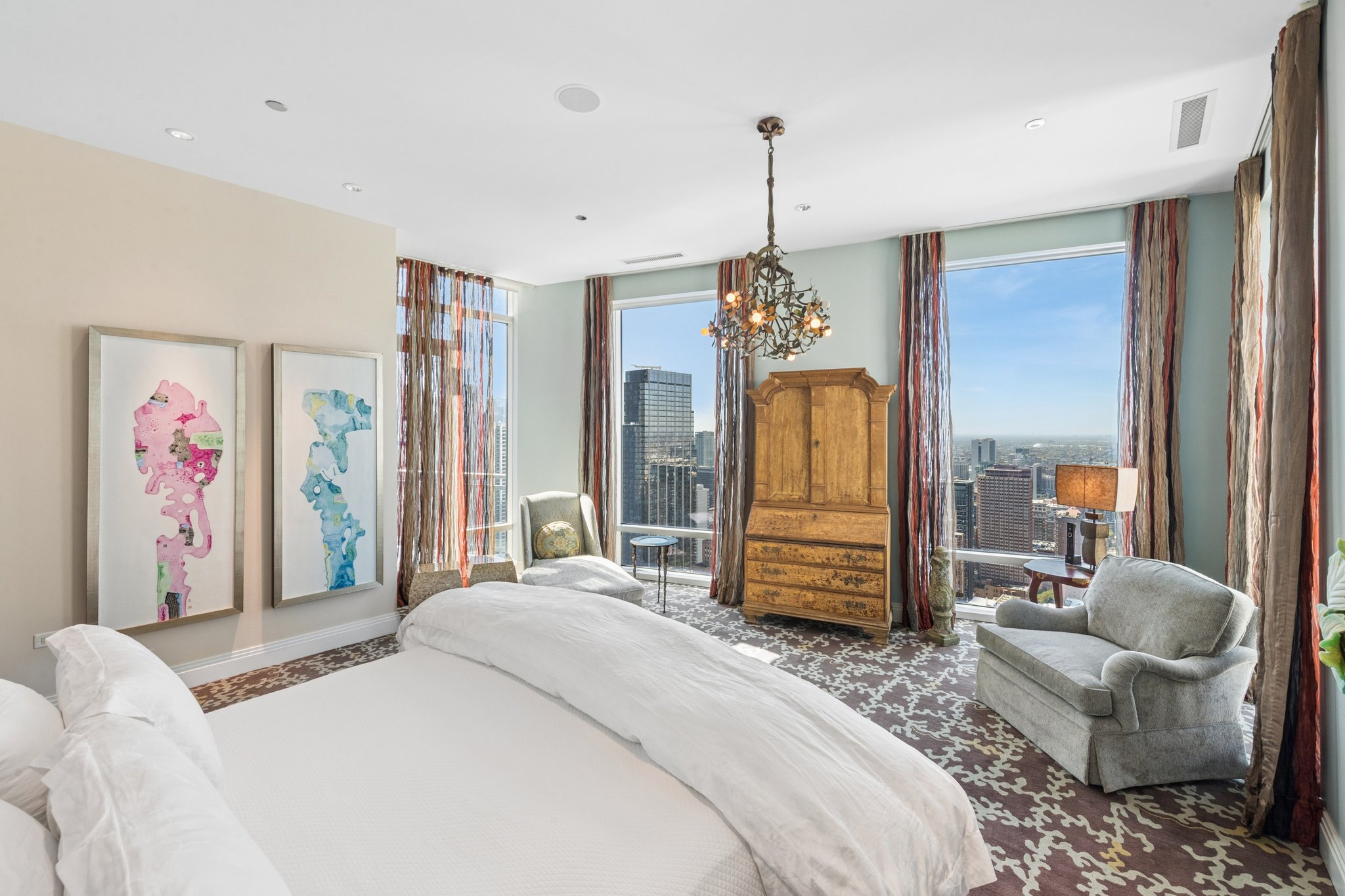 50 E Chestnut St_023.jpg