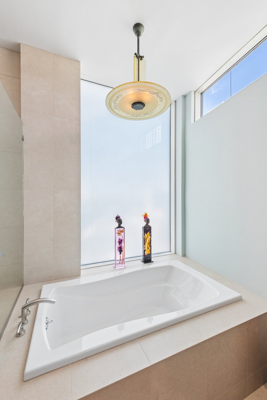 50 E Chestnut St_028.jpg