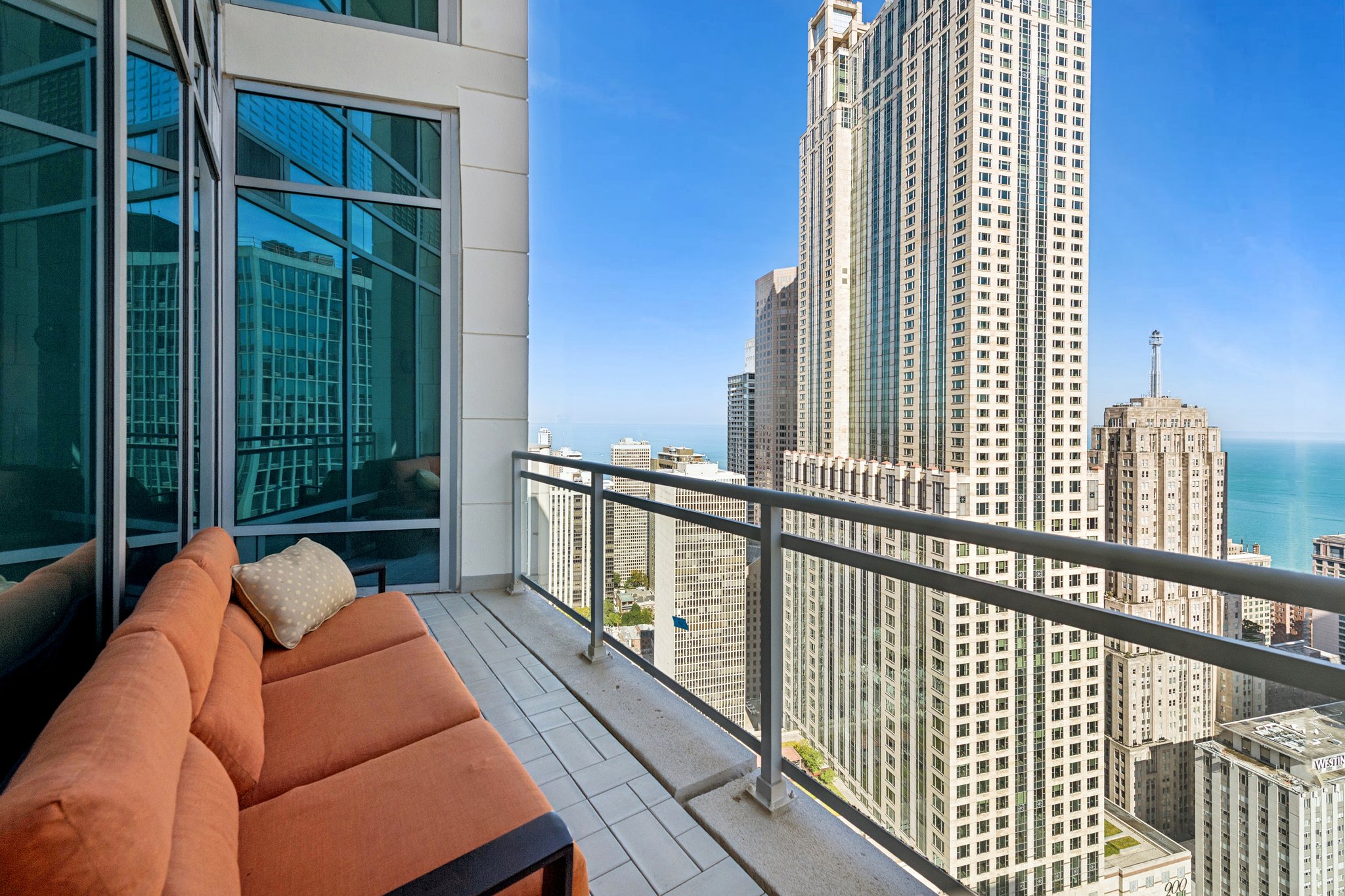 50 E Chestnut St_038.jpg