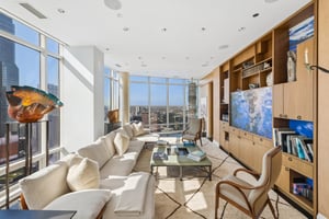 50 E Chestnut St_001.jpg