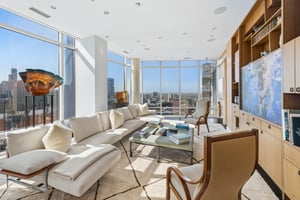 50 E Chestnut St_002.jpg