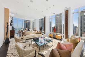 50 E Chestnut St_006.jpg
