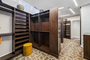 50 E Chestnut St_030.jpg