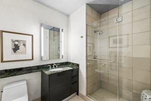 50 E Chestnut St_032.jpg