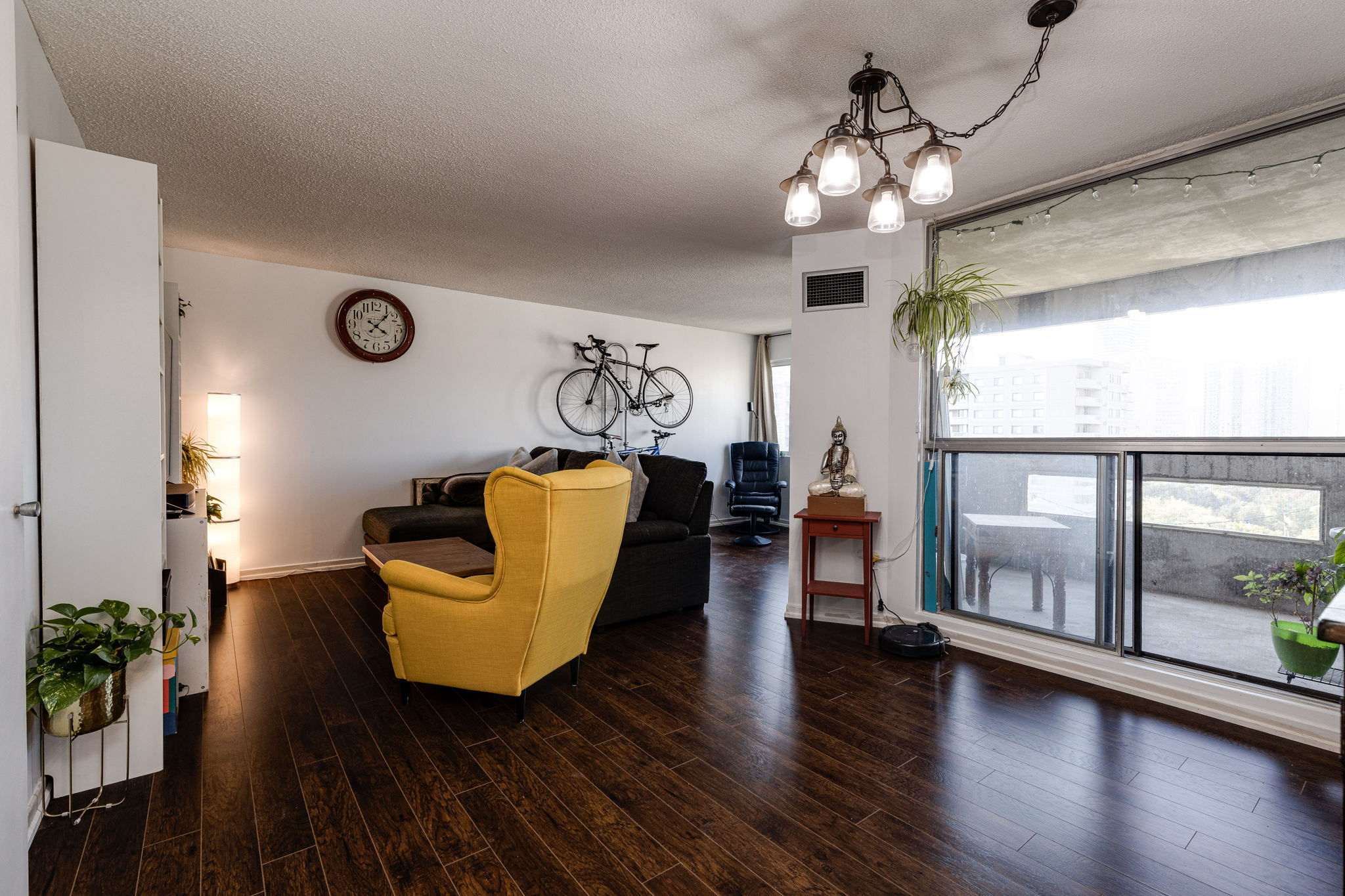 Mississauga property showcase — delivered property photograph 6