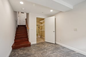 Esperanza Ave A-S2009-029.jpg
