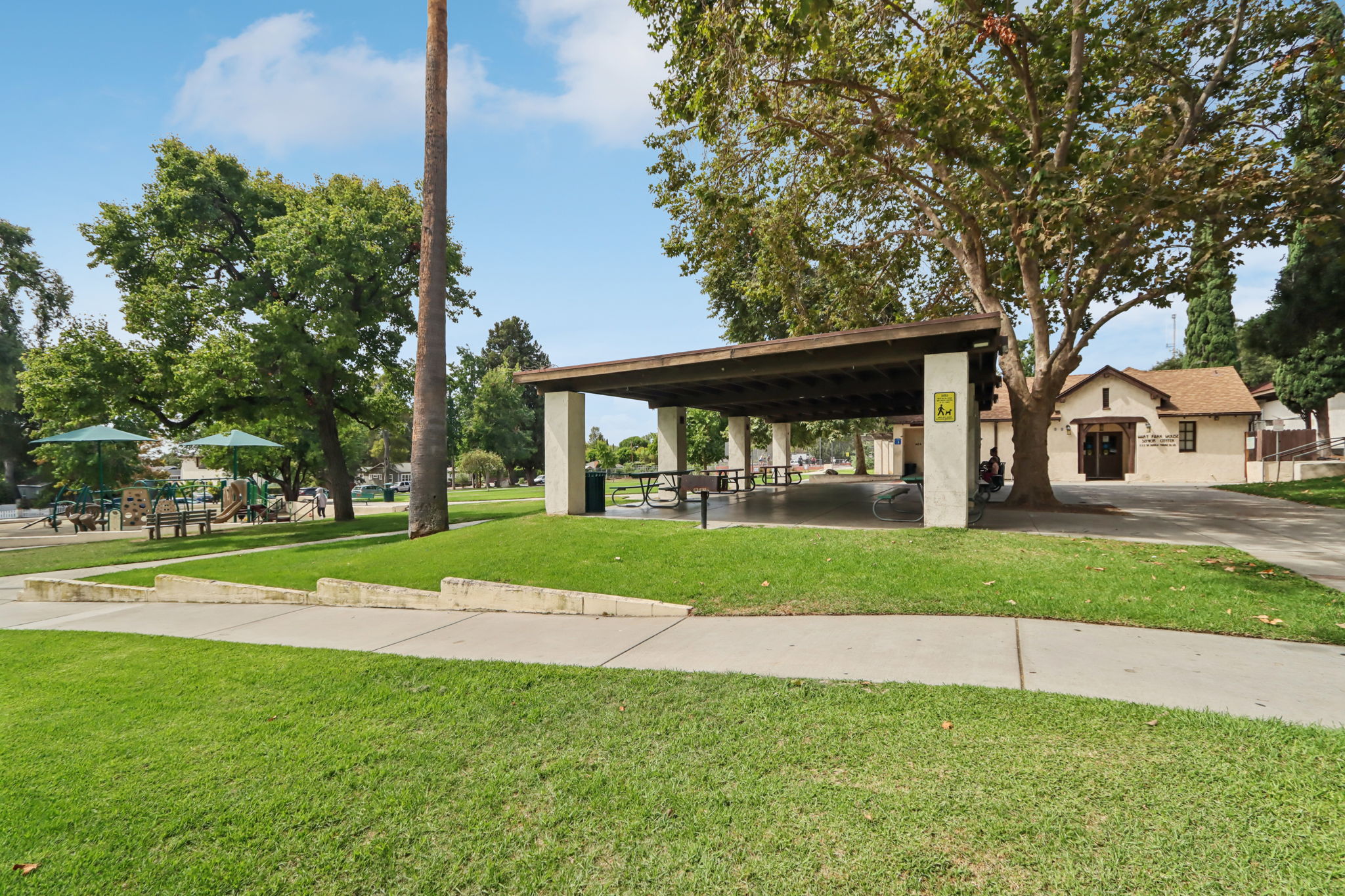 35-print-Esperanza Ave A-S2009-035