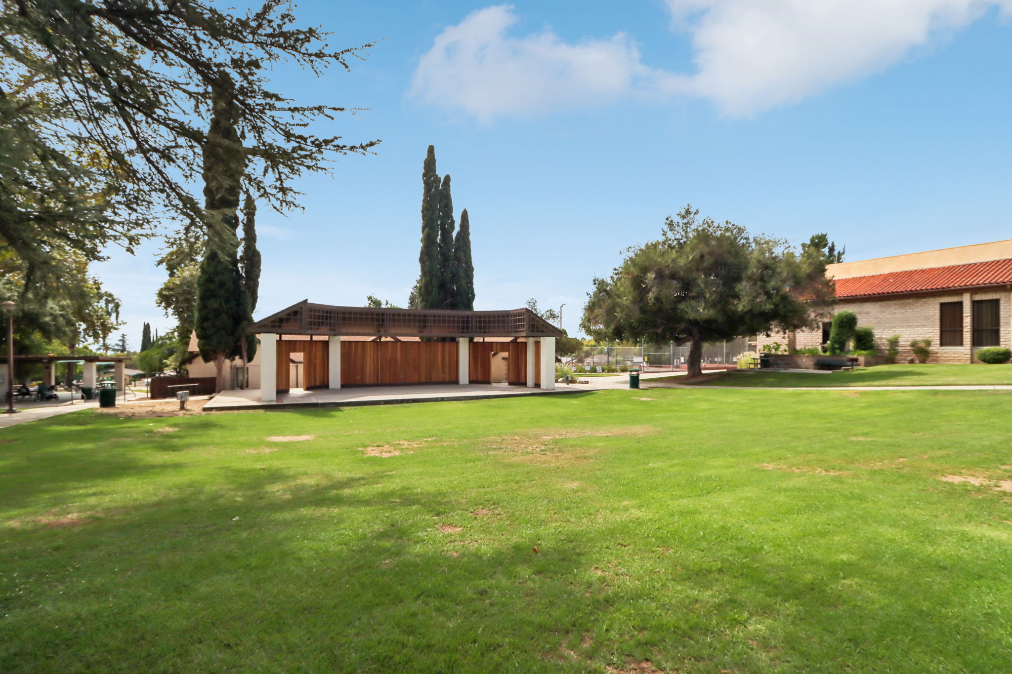 39-print-Esperanza Ave A-S2009-039