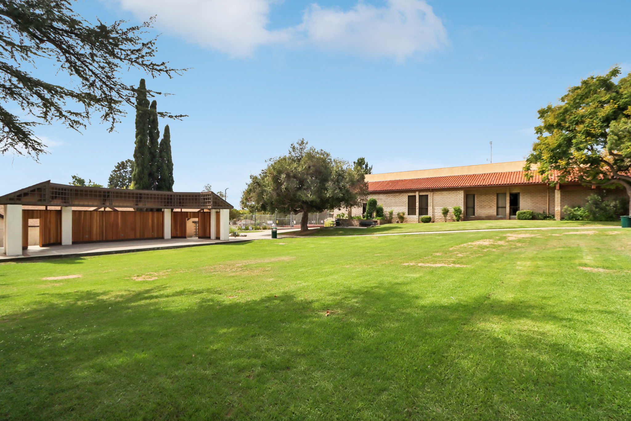 40-print-Esperanza Ave A-S2009-040