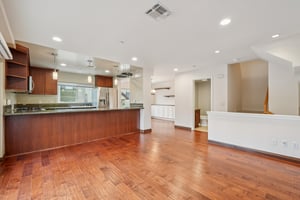 Esperanza Ave Unit a-S2207-010.jpg