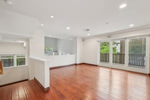 Esperanza Ave Unit a-S2207-019.jpg