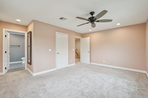 Esperanza Ave Unit a-S2207-028.jpg