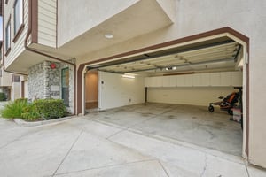 Esperanza Ave Unit a-S2207-038.jpg