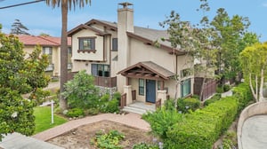 Esperanza Ave Unit a-S2207-039.jpg