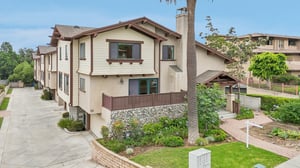 Esperanza Ave Unit a-S2207-040.jpg