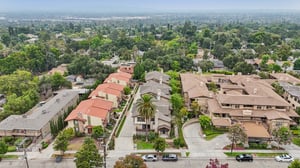 Esperanza Ave Unit a-S2207-046.jpg