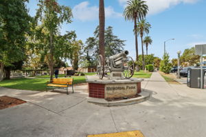 38-print-Esperanza Ave A-S2009-038