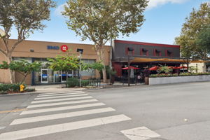 44-print-Esperanza Ave A-S2009-044