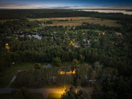  Photo 47