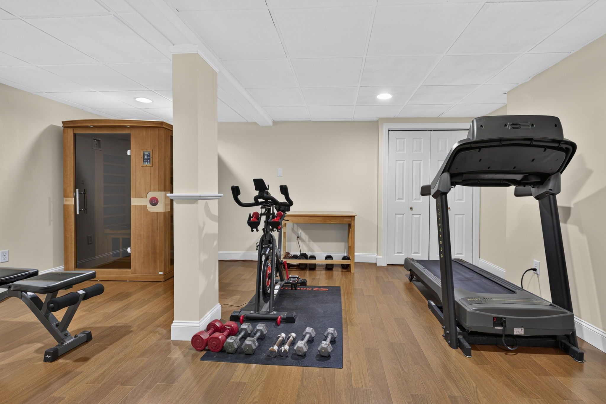  Photo 74