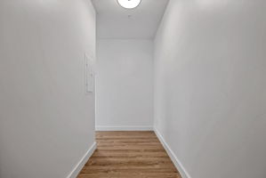  Photo 0