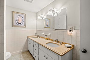 50 Holt Rd, Andover, MA 01810, USA Photo 34
