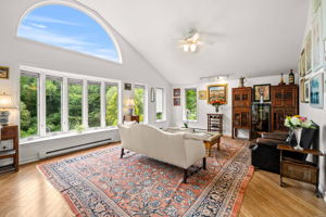 50 Holt Rd, Andover, MA 01810, USA Photo 12