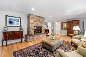 50 Holt Rd, Andover, MA 01810, USA Photo 21