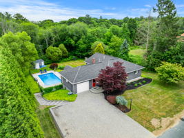 50 Holt Rd, Andover, MA 01810, USA Photo 1