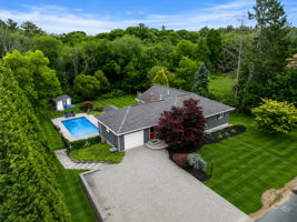 50 Holt Rd, Andover, MA 01810, USA Photo 0