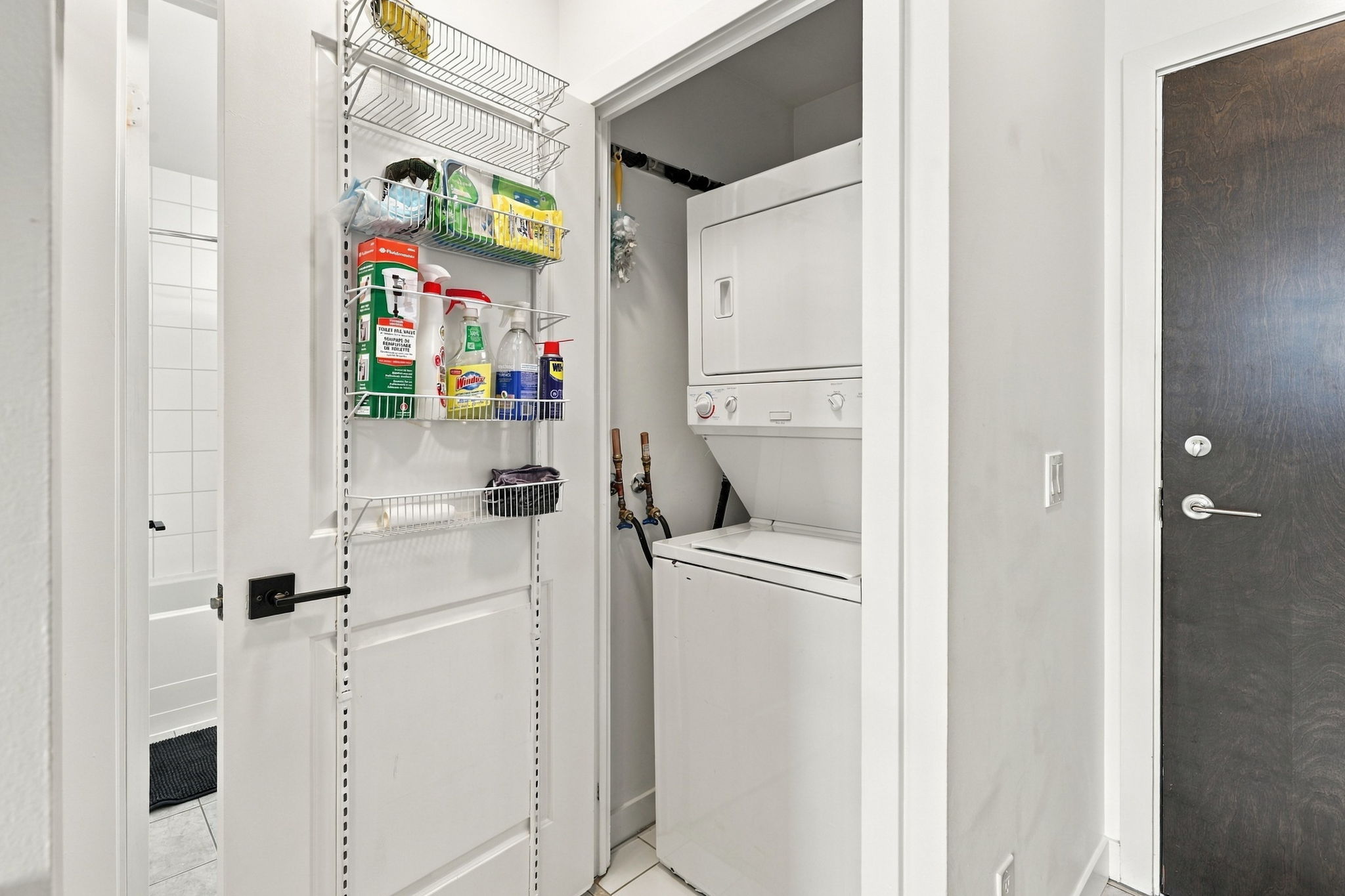 Property in Toronto — delivered property photograph 19