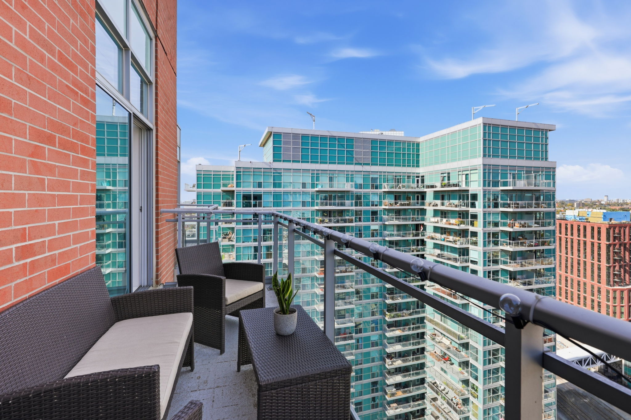 Property in Toronto — delivered property photograph 22