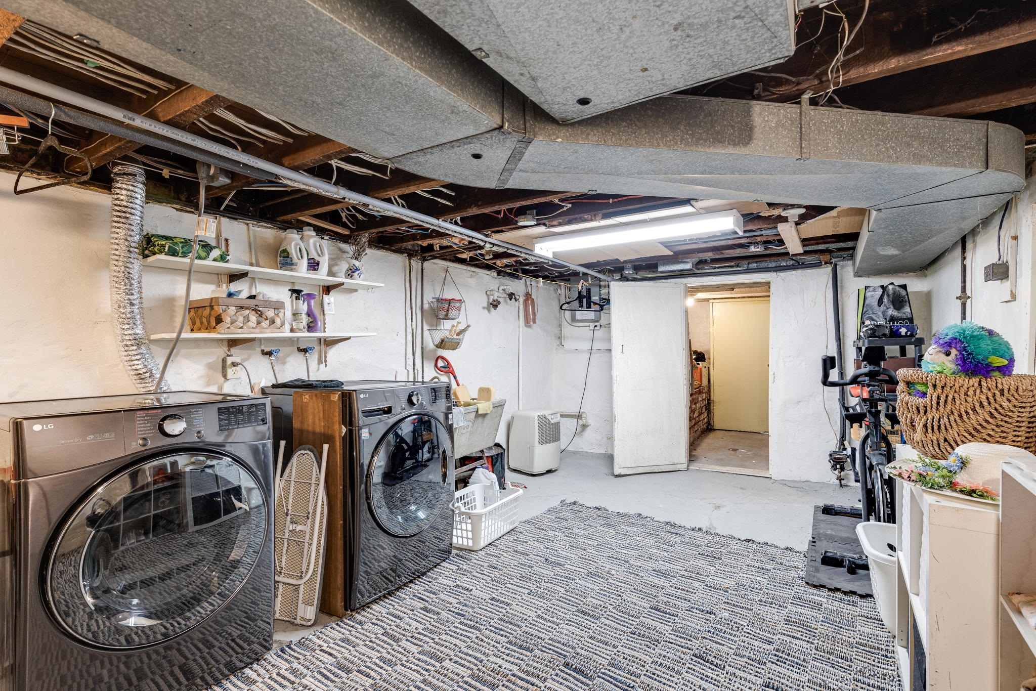 Toronto property showcase — delivered property photograph 32