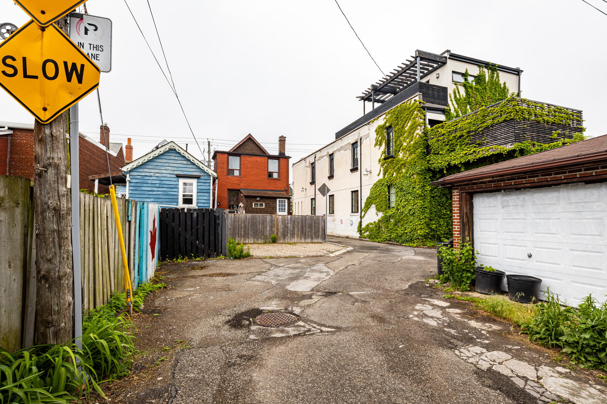 Toronto property showcase — delivered property photograph 44