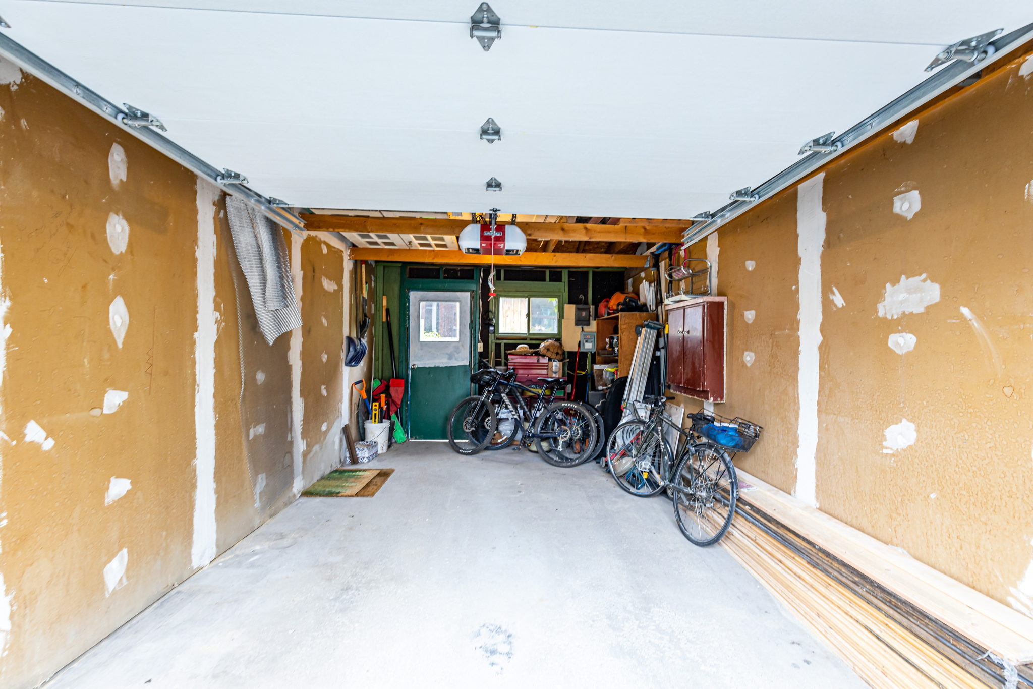 Toronto property showcase — delivered property photograph 40
