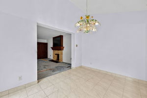  Photo 37